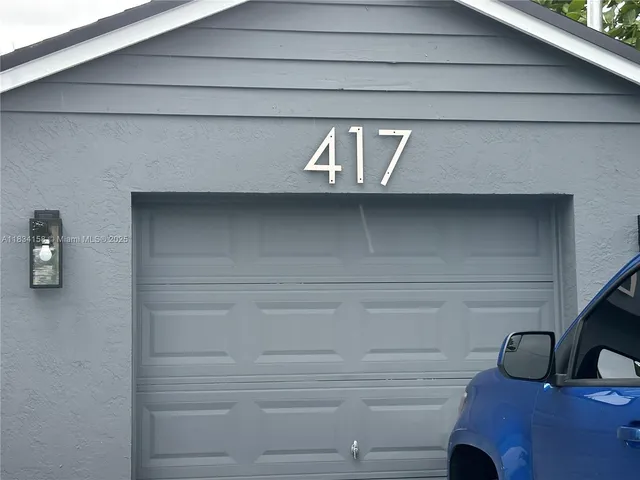 a close up of a shower