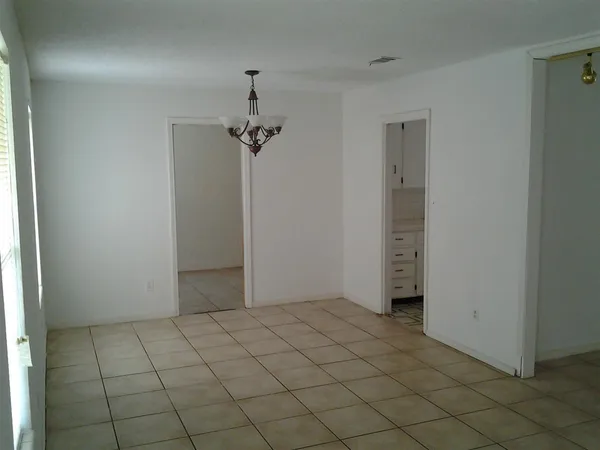 $850 | 1148 New Haven Drive, Cantonment, FL 32533