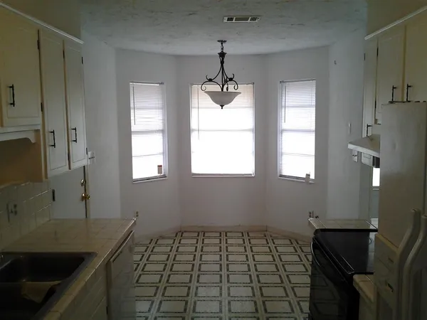 $850 | 1148 New Haven Drive, Cantonment, FL 32533