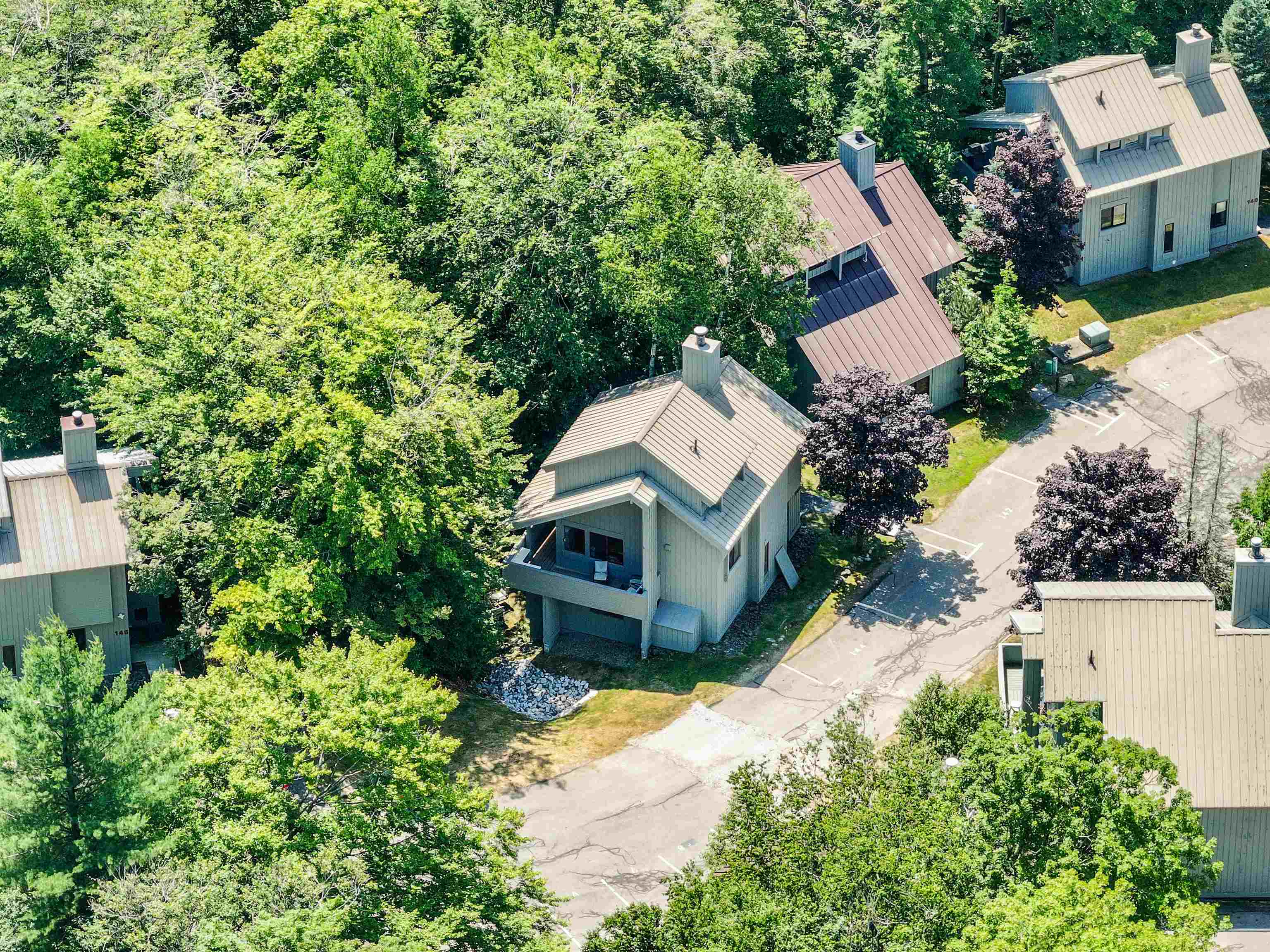 144 Clearbrook Road Lincoln, NH 03251 - Photo 27 of 35