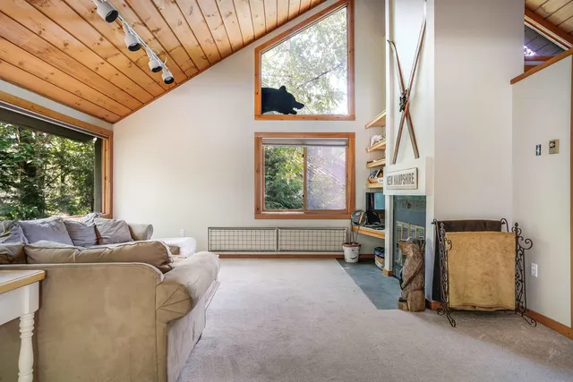 $750,000 | 144 Clearbrook Road, Lincoln, NH 03251