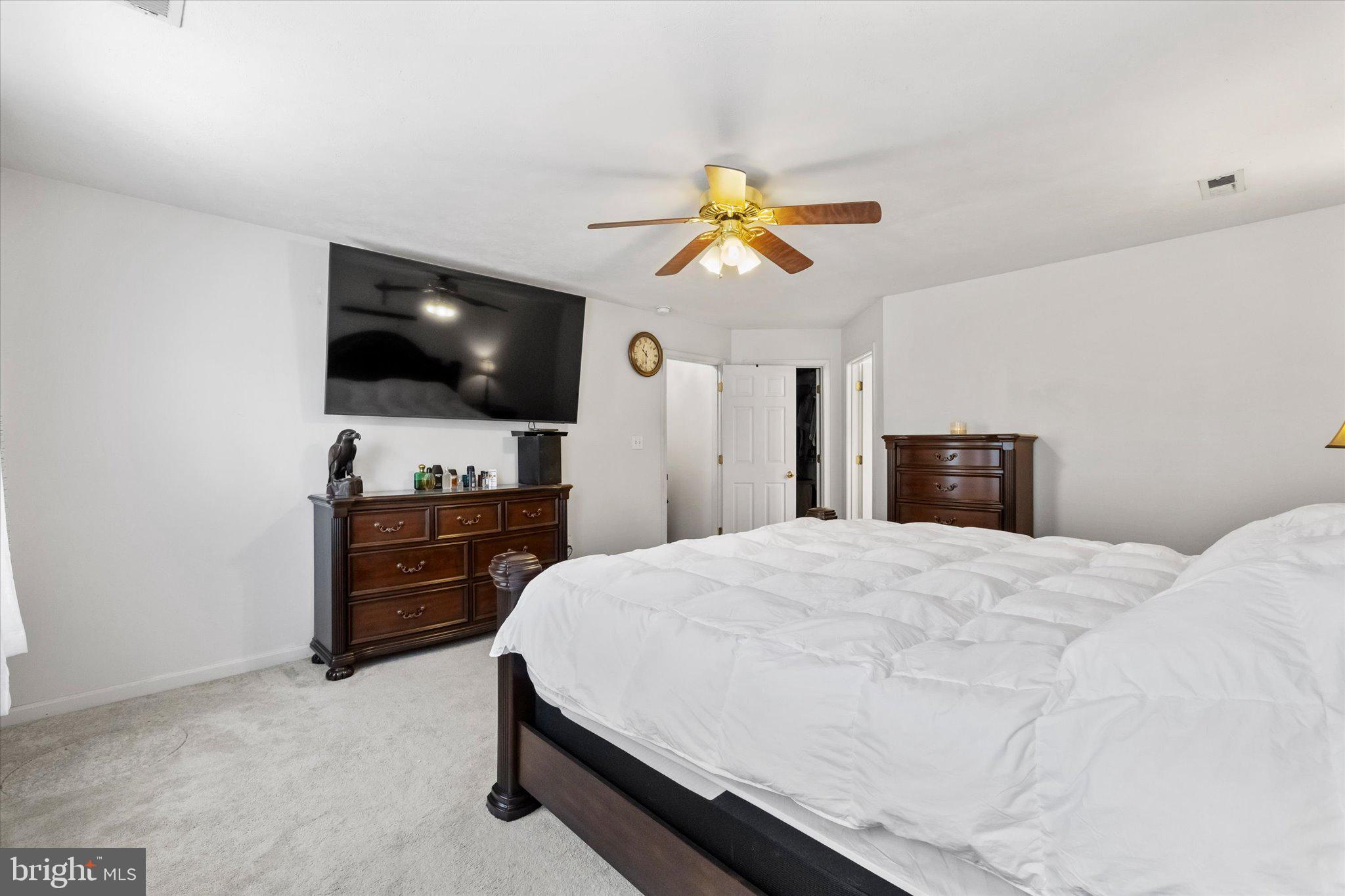 126 Valley View Road Fredericksburg, VA 22407 - Photo 25 of 42 Comes with ensuite bath and walk in closet