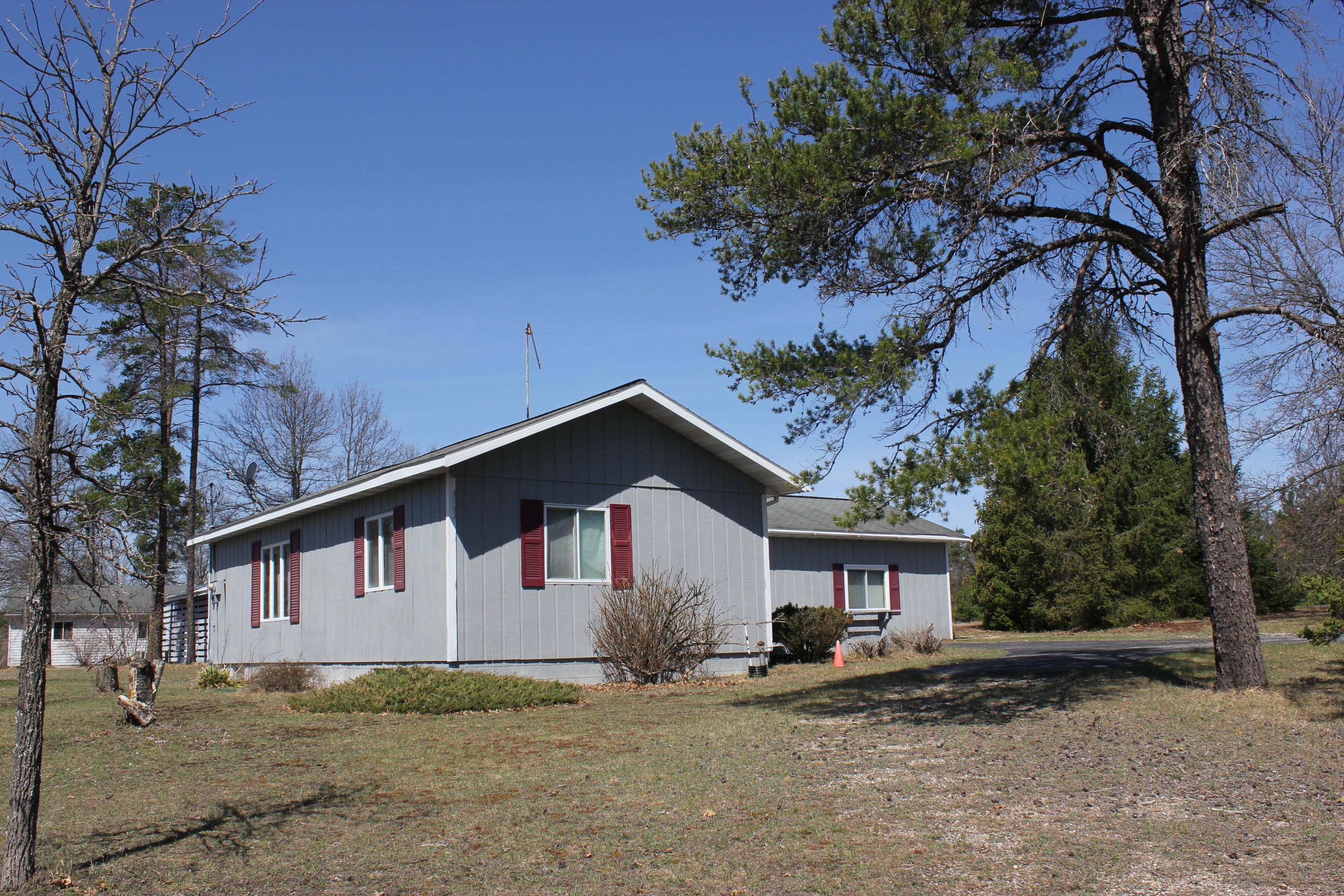 4966 South Stephan Bridge Road Grayling, MI 49738 - Photo 1 of 27 Gallery Image 1