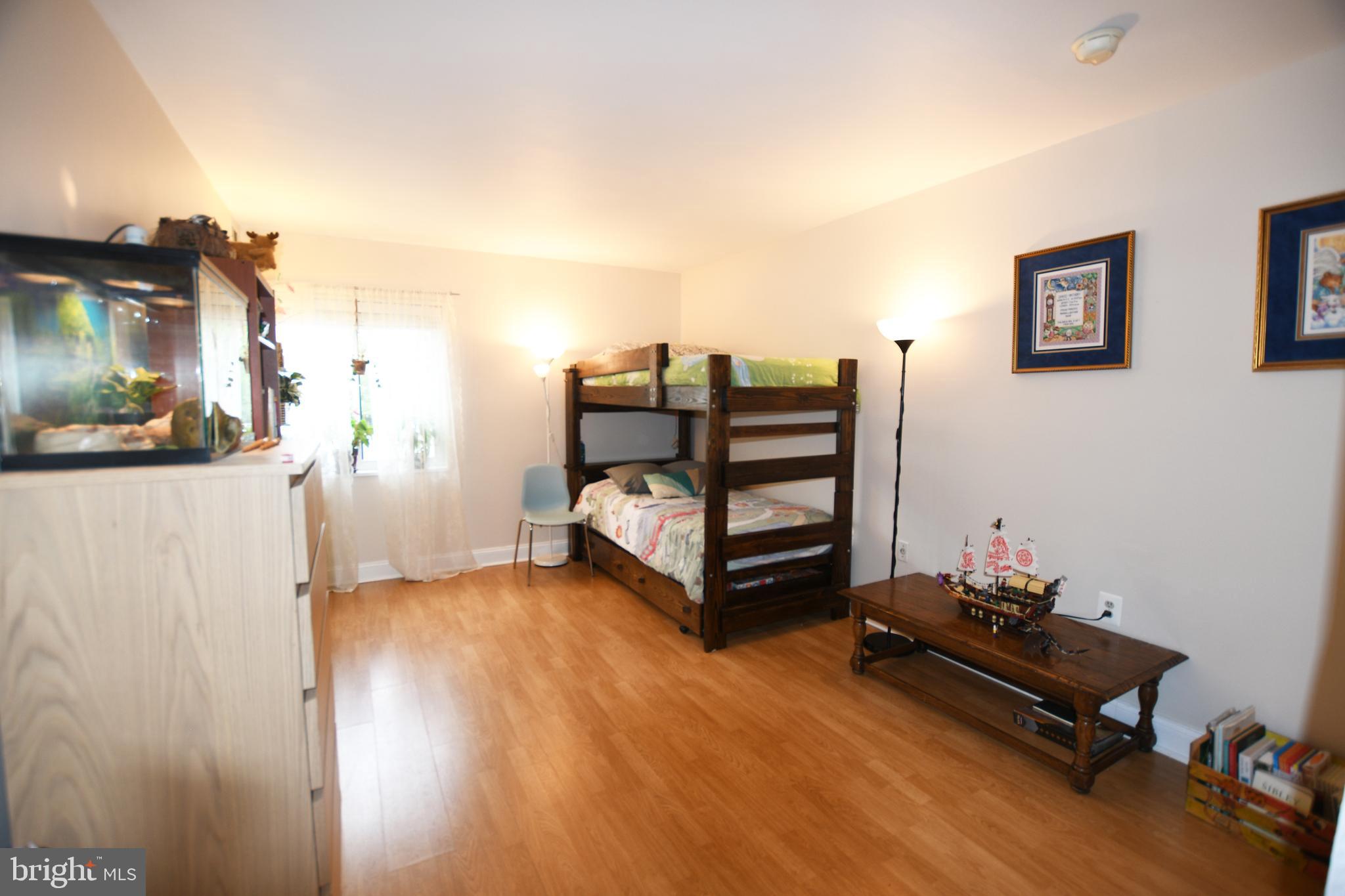 1528 Northgate Square, Unit 11B Reston, VA 20190 - Photo 15 of 30 Gallery Image 15