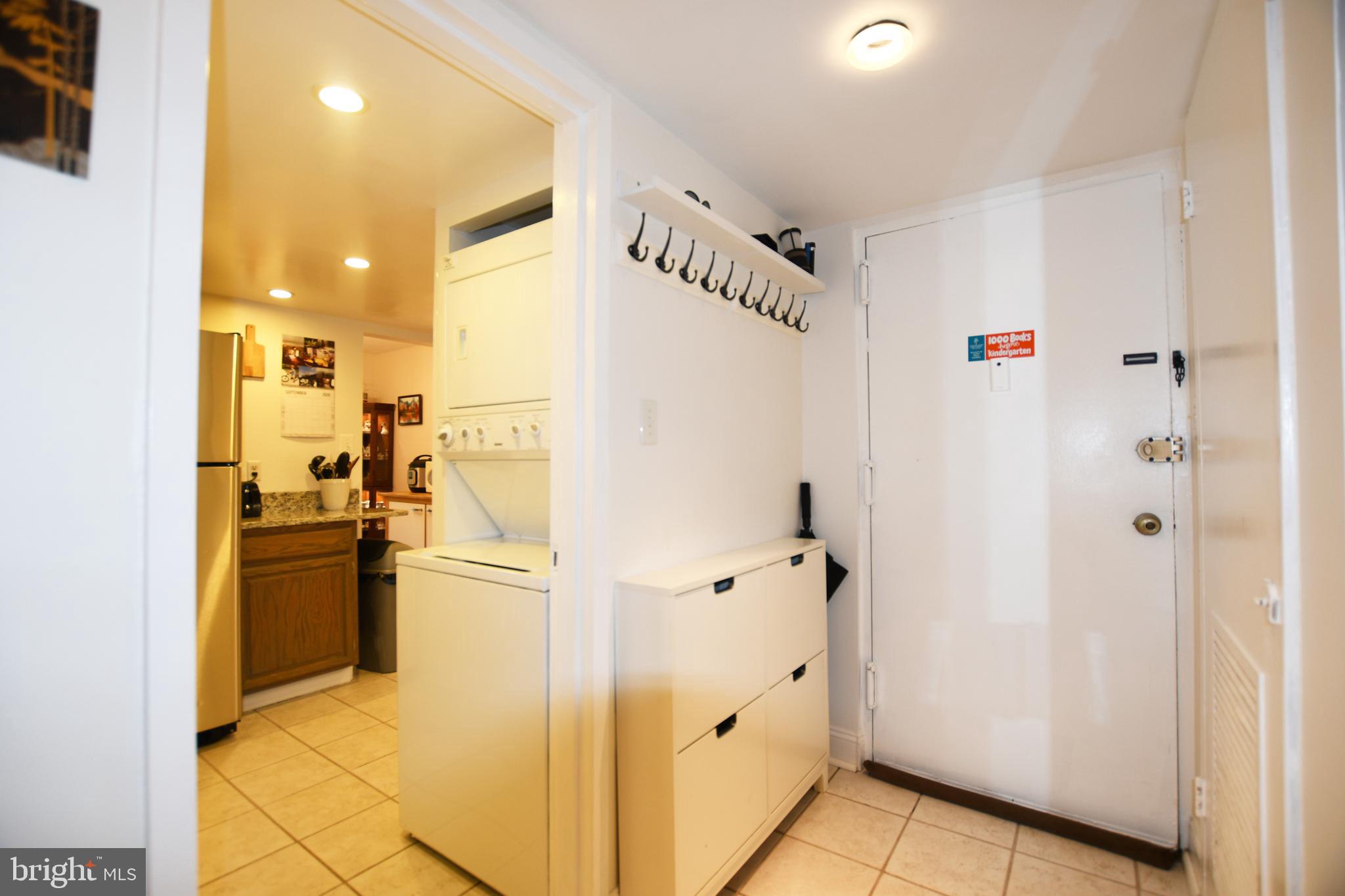 1528 Northgate Square, Unit 11B Reston, VA 20190 - Photo 6 of 30 Gallery Image 6