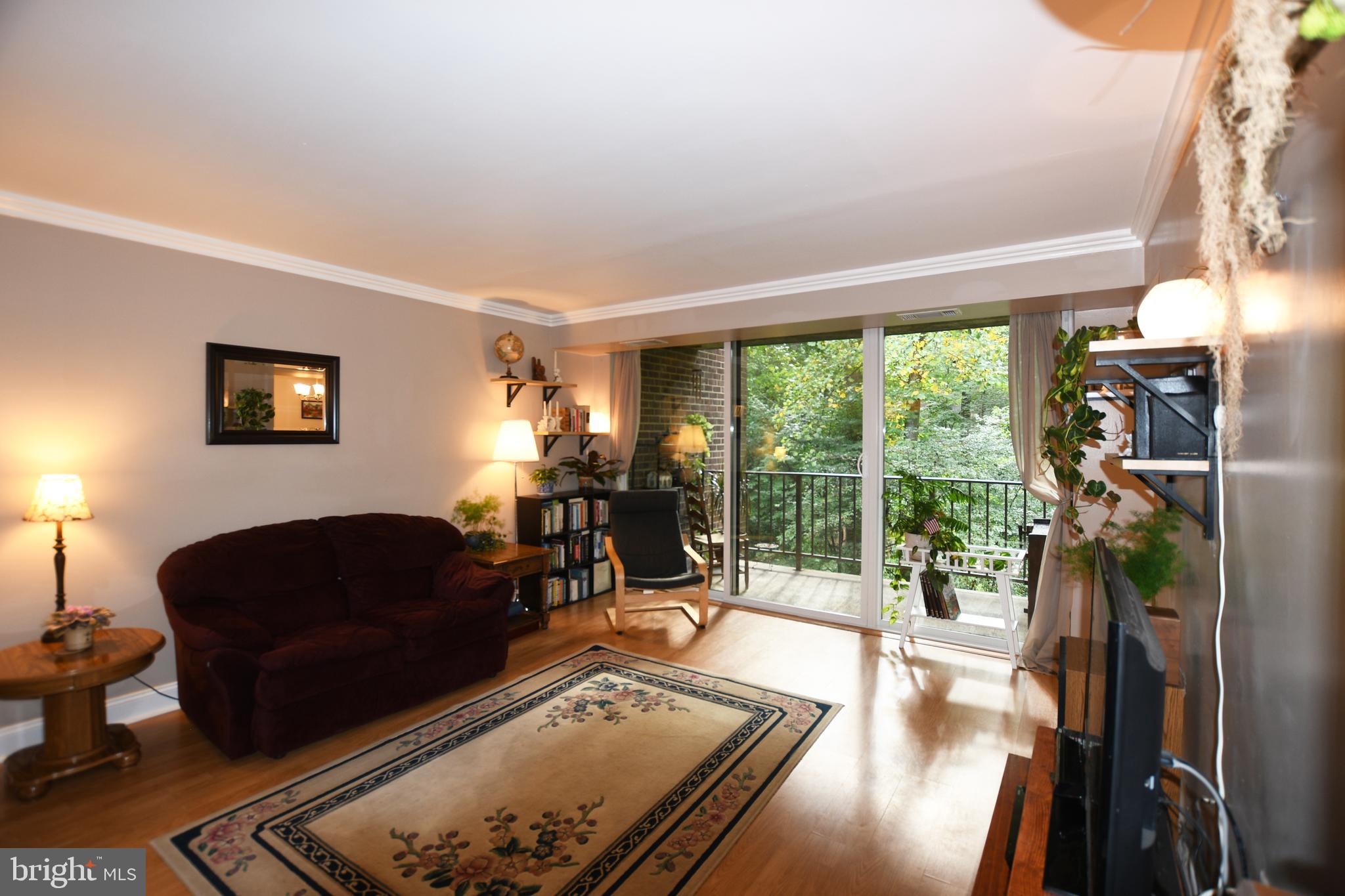 1528 Northgate Square, Unit 11B Reston, VA 20190 - Photo 8 of 30 Gallery Image 8