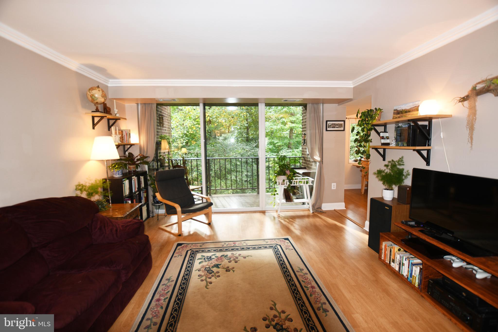 1528 Northgate Square, Unit 11B Reston, VA 20190 - Photo 9 of 30 Gallery Image 9