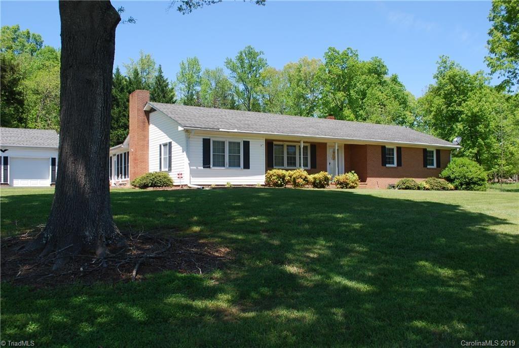 1033 Howell Road Mocksville, NC 27028 - Photo 2 of 26 Gallery Image 2