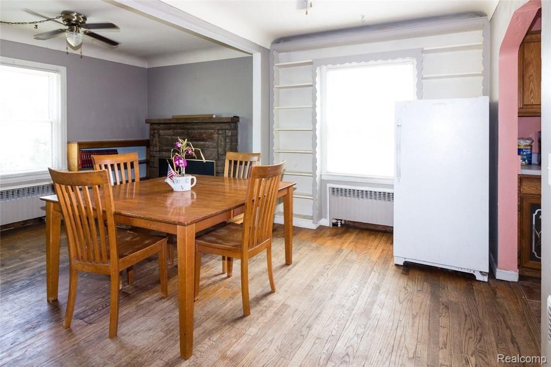 4961 West Dunbar Road Monroe, MI 48161 - Photo 5 of 22 dining room.jpg