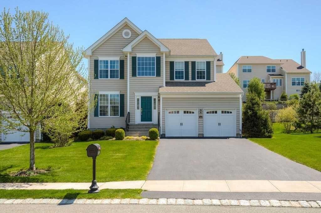 164 Stony Brook Road Fishkill, NY 12524 - Photo 1 of 1 a front view of a house with garden