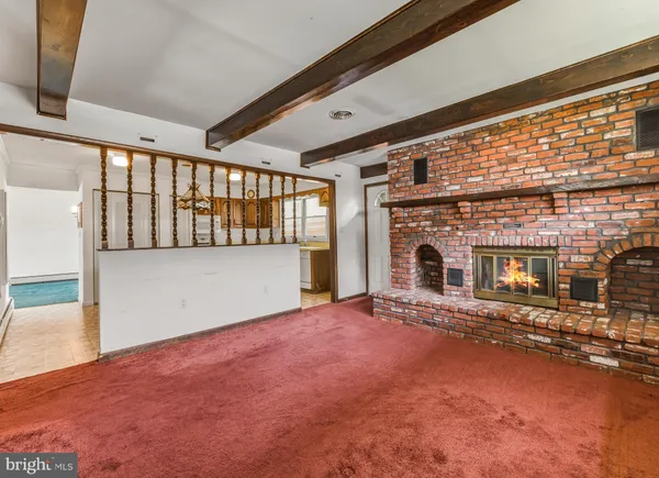 $425,000 | 227 Meadow Lane, Woodbury, NJ 08096
