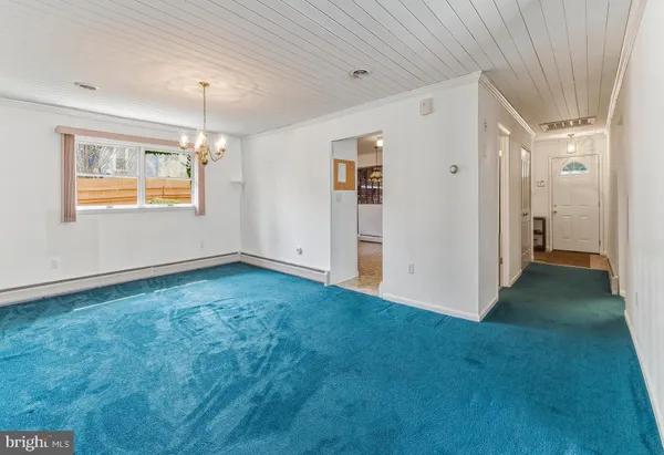 $425,000 | 227 Meadow Lane, Woodbury, NJ 08096