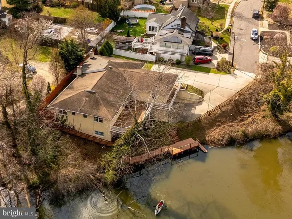 $425,000 | 227 Meadow Lane, Woodbury, NJ 08096