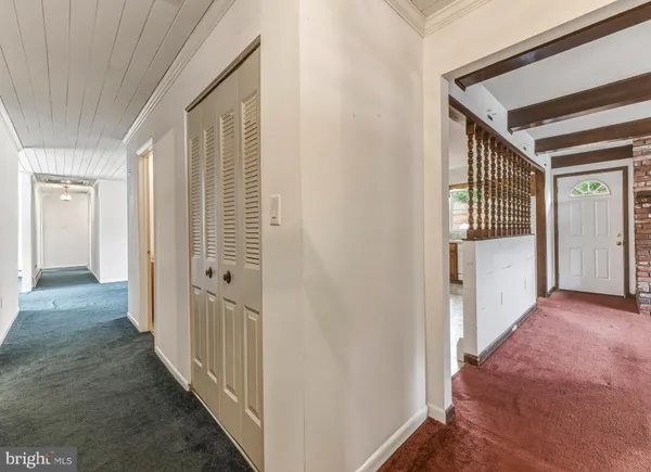 $425,000 | 227 Meadow Lane, Woodbury, NJ 08096