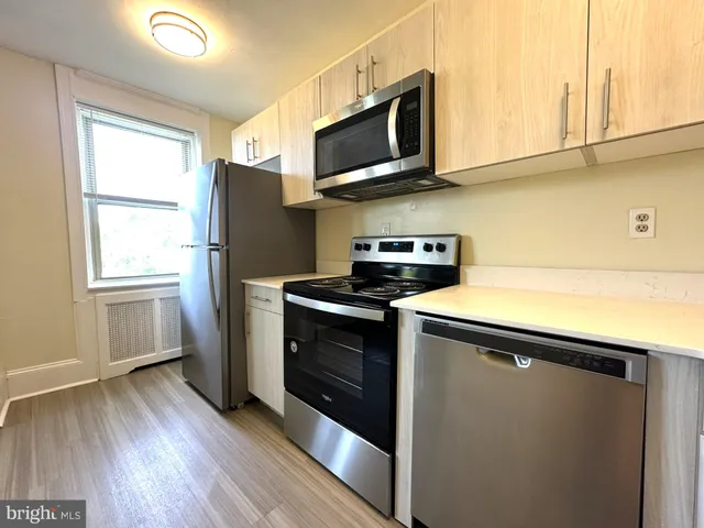 $1,045 | 2809 West Queen Lane, Unit 407, Philadelphia, PA 19129