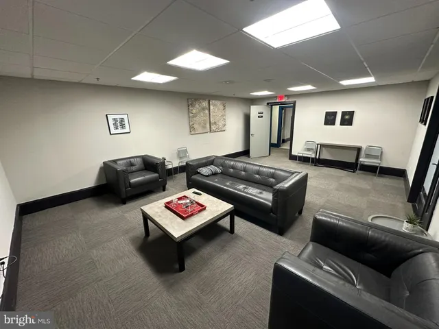 $1,045 | 2809 West Queen Lane, Unit 407, Philadelphia, PA 19129