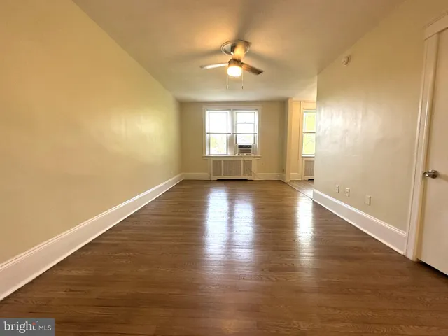 $1,045 | 2809 West Queen Lane, Unit 407, Philadelphia, PA 19129