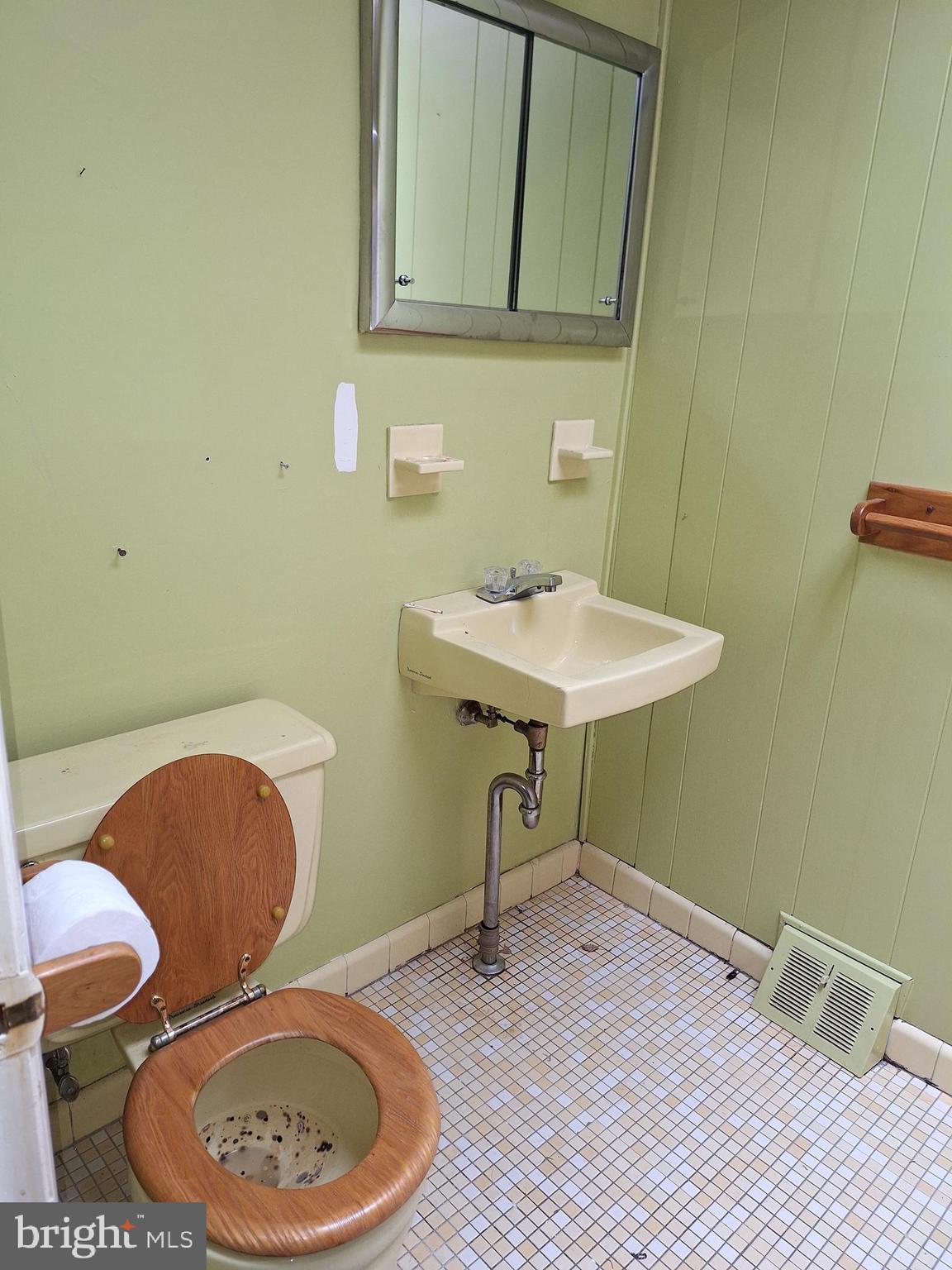 4029 Gideon Road Brookhaven, PA 19015 - Photo 36 of 52