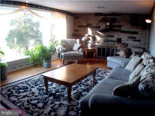 548 Rock Run Road Pottstown, PA 19465 - Photo 3 of 6