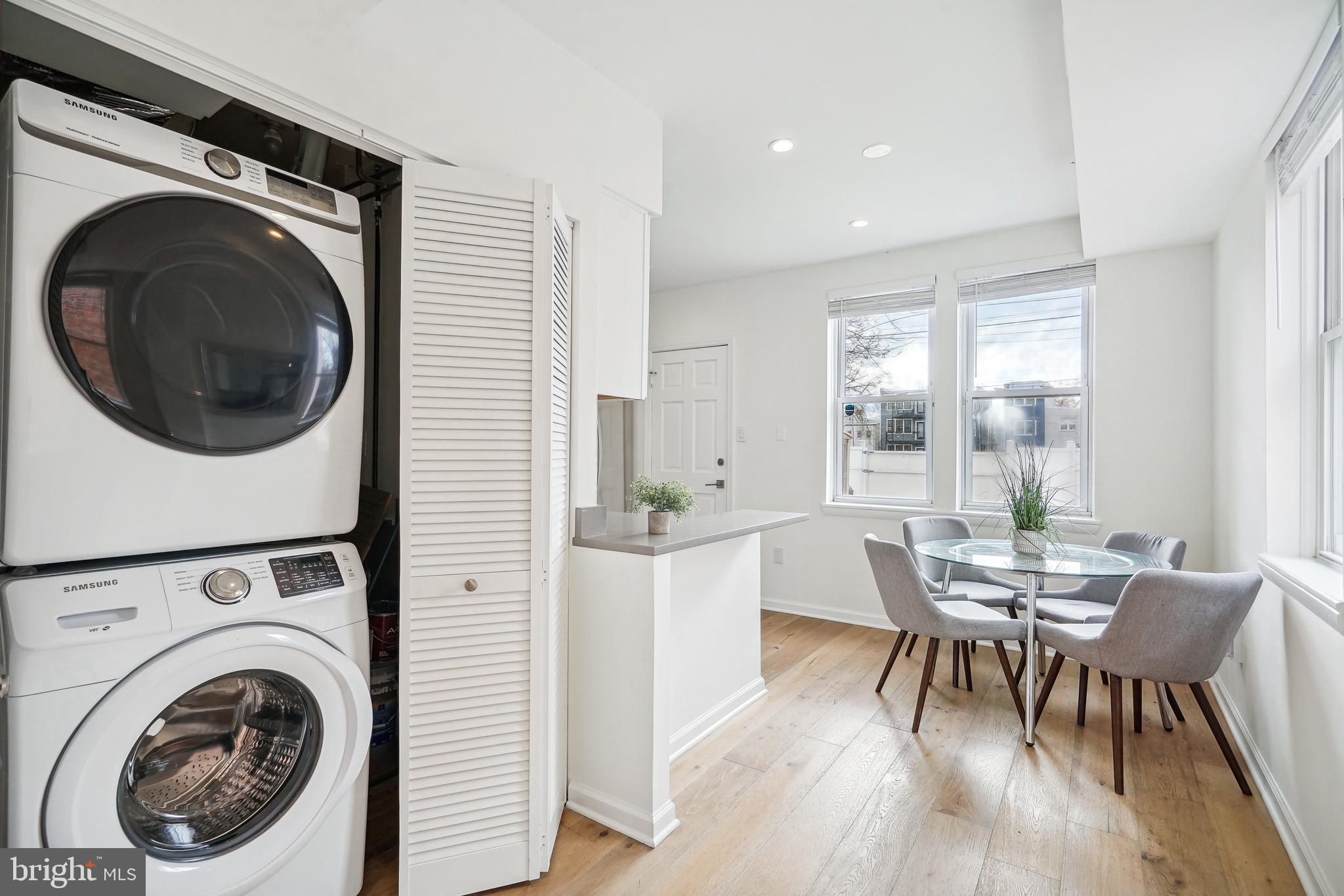 325 17th Street Southeast Washington, DC 20003 - Photo 10 of 32