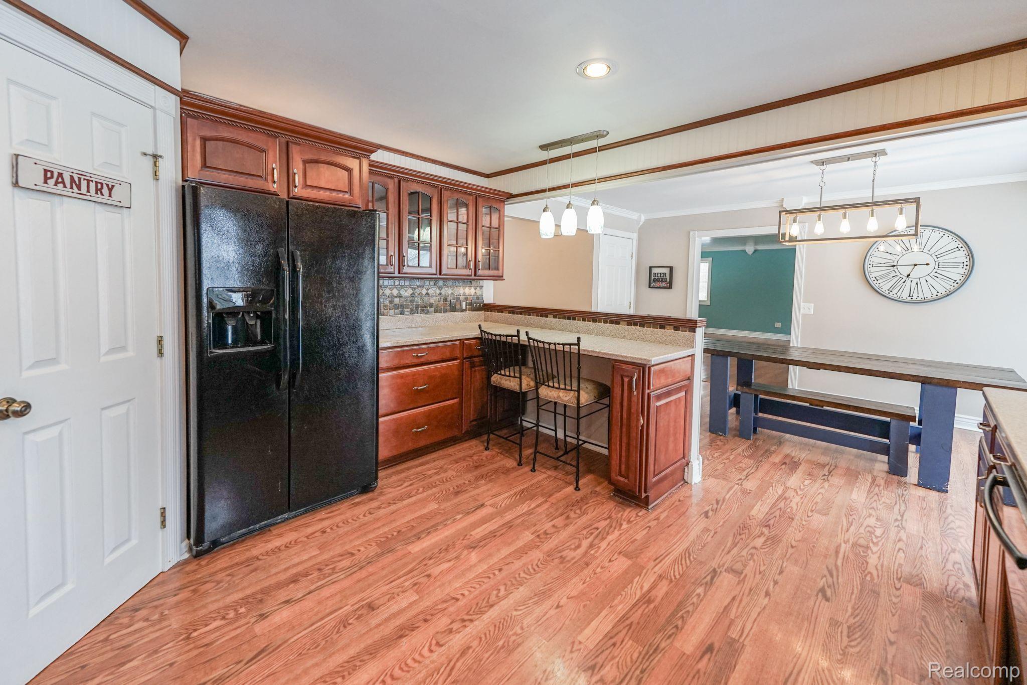 2528 North Lapeer Road Lapeer, MI 48446 - Photo 8 of 39 Gallery Image 8