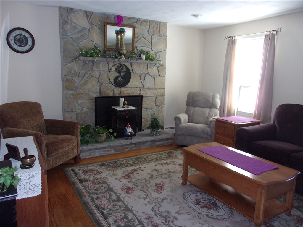 495 W Road Burrillville, RI 02830 - Photo 4 of 18 Living Room