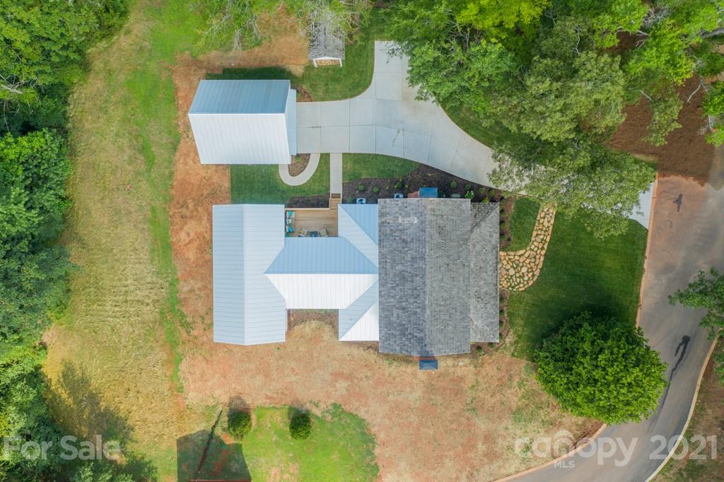 3603 Tilley Morris Road Matthews, NC 28105 - Photo 5 of 31 Gallery Image 5