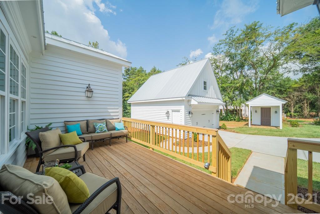 3603 Tilley Morris Road Matthews, NC 28105 - Photo 6 of 31 Gallery Image 6