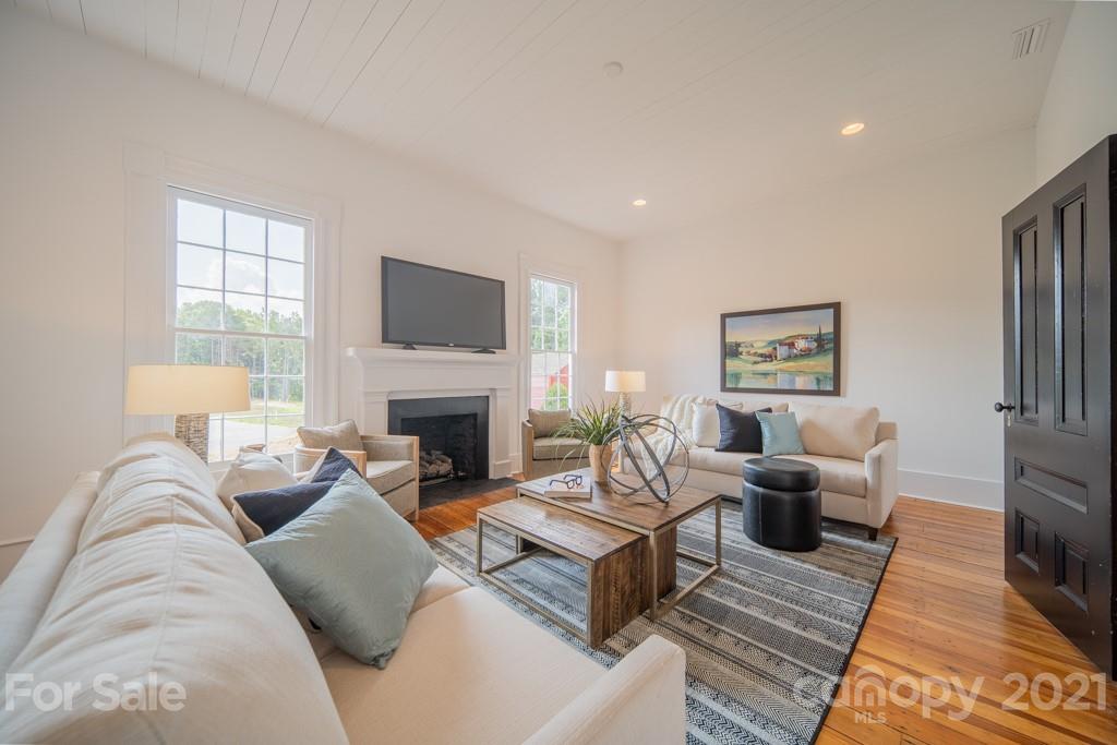 3603 Tilley Morris Road Matthews, NC 28105 - Photo 10 of 31 Gallery Image 10