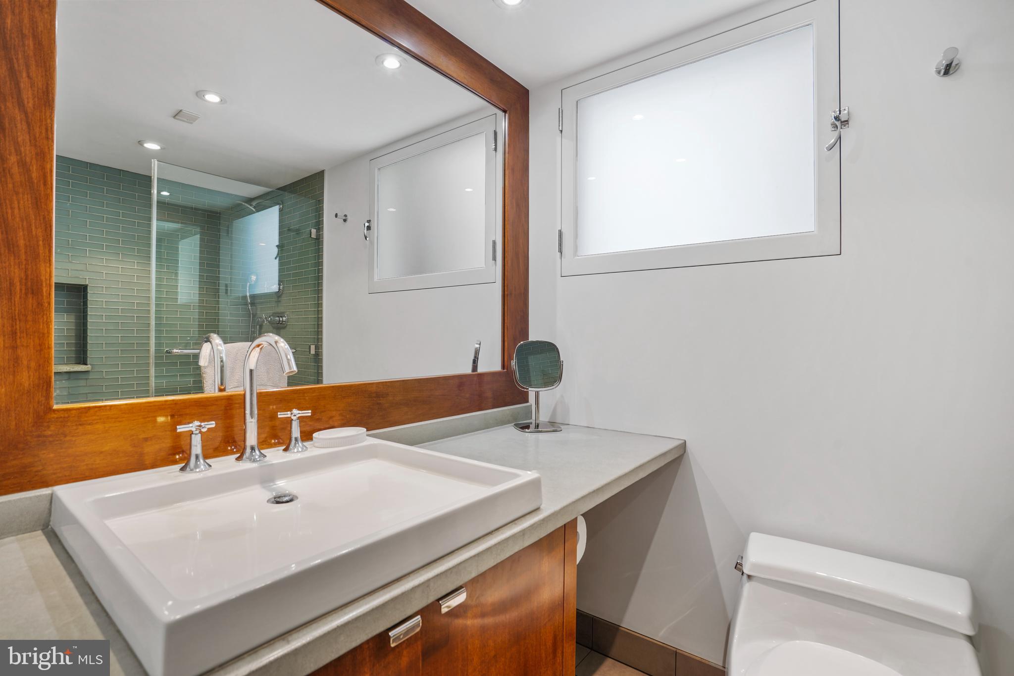 321 E Street Southeast Washington, DC 20003 - Photo 41 of 68 Gallery Image 41