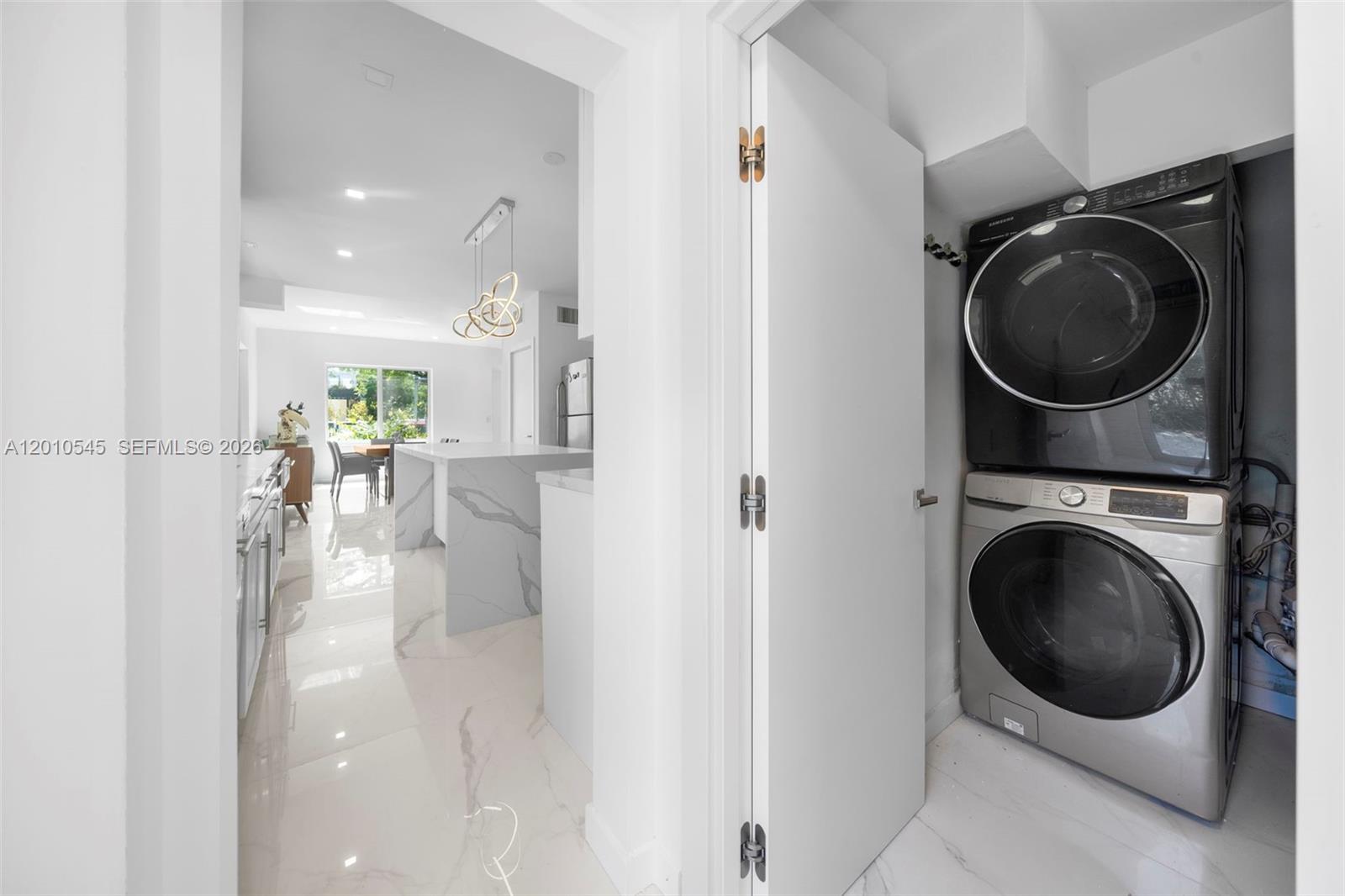 5824 Alton Road Miami Beach, FL 33140 - Photo 23 of 28