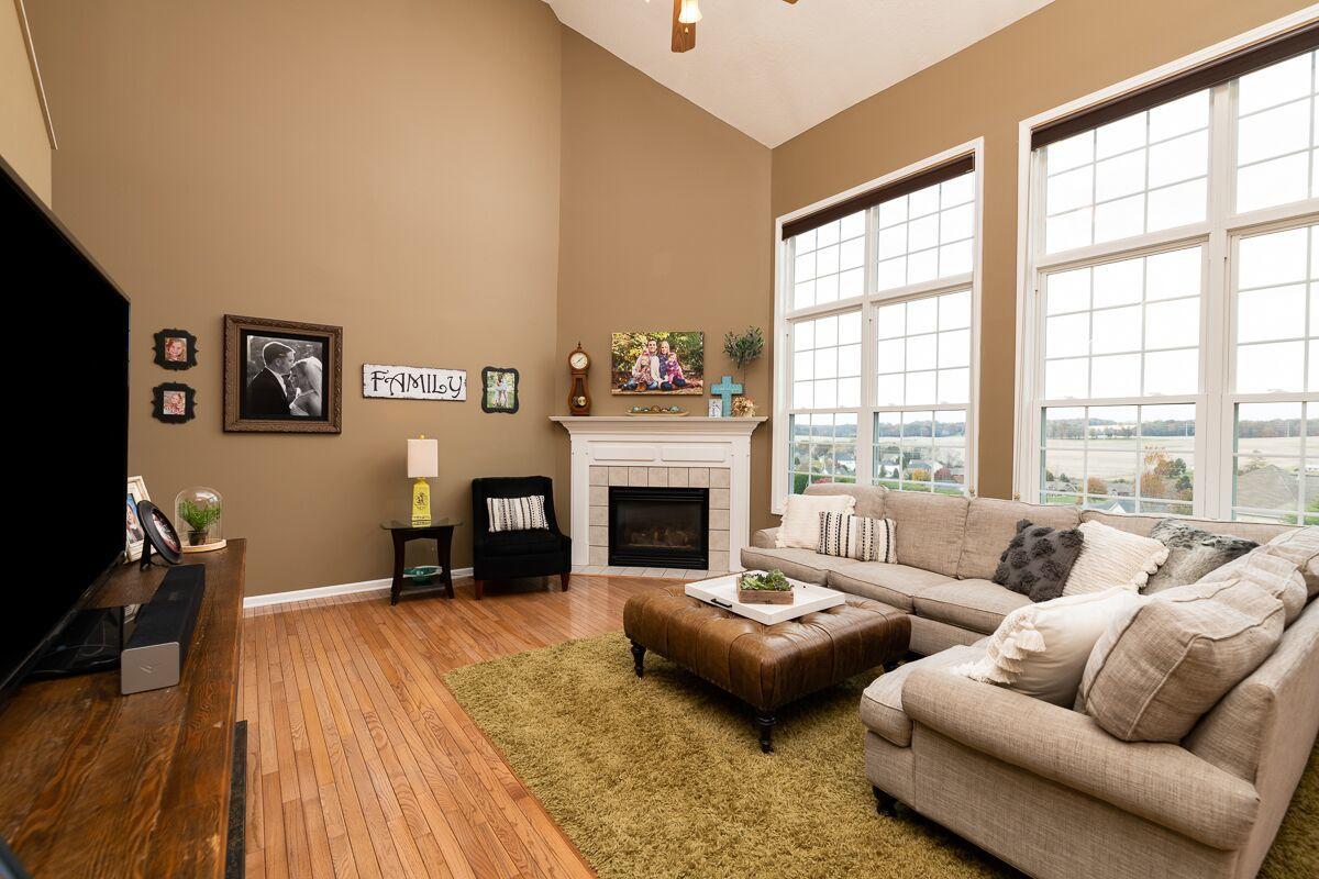 12816 Clear Ridge Road Knoxville, TN 37922 - Photo 11 of 38 Great Room View 1