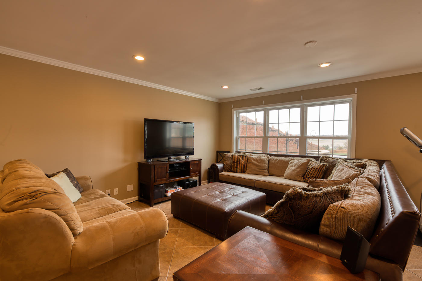 12816 Clear Ridge Road Knoxville, TN 37922 - Photo 26 of 38 12816-Clear-Ridge-Rd-Knoxville-TN-24