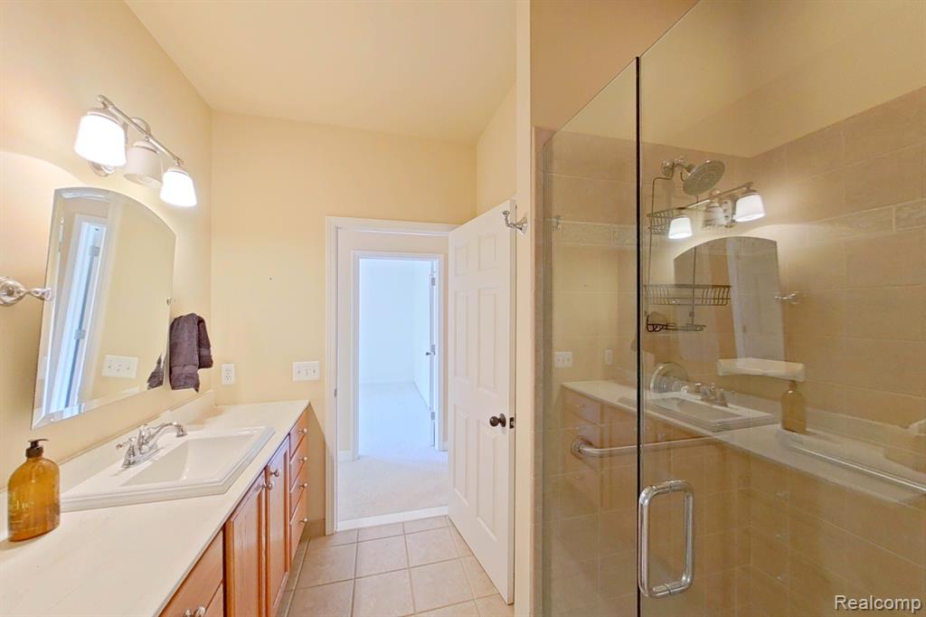 2877 Fenton Road Hartland, MI 48353 - Photo 41 of 56