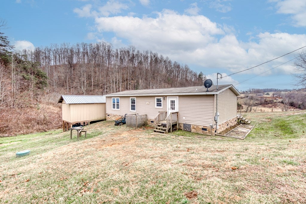 12312 Rich Valley Road Bristol, VA 24202 - Photo 7 of 31 Gallery Image 7