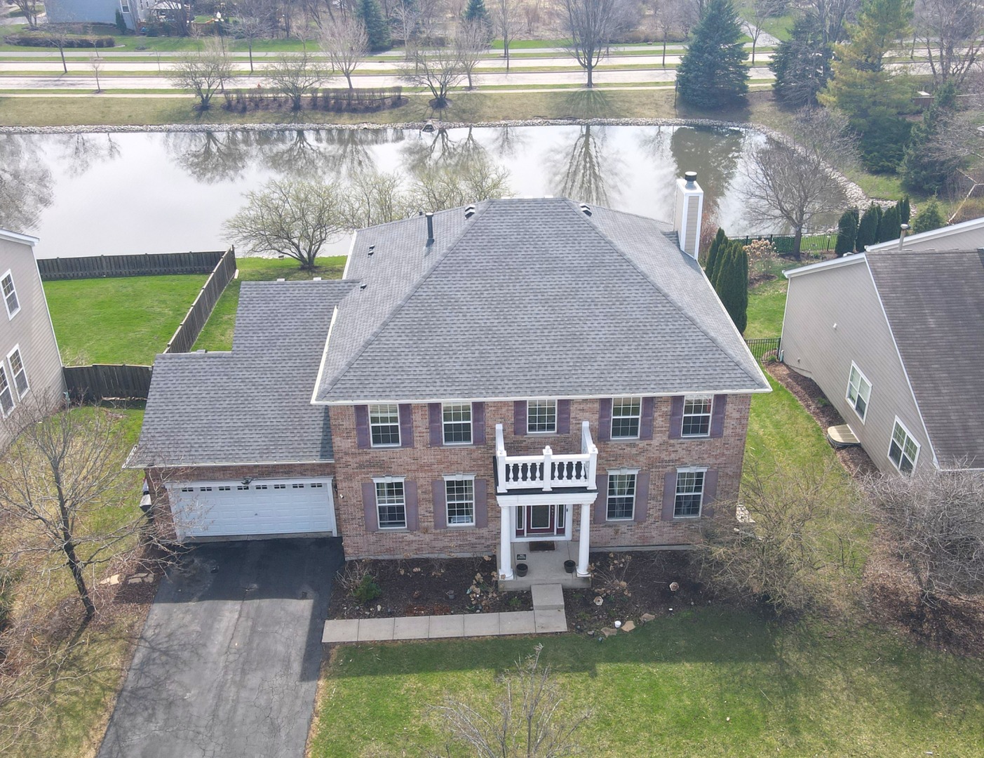 343 Copper Springs Lane Elgin, IL 60124 - Photo 43 of 50 a aerial view of a house yard from a balcony