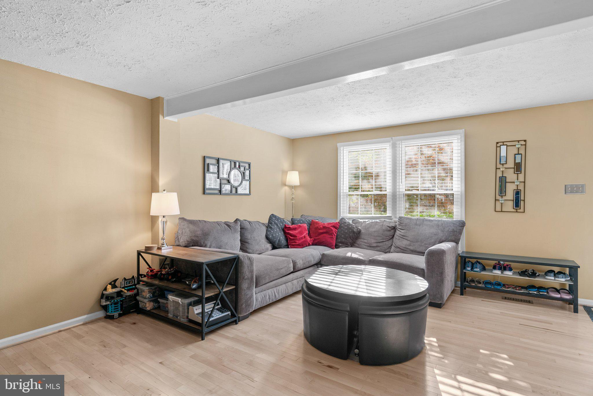 17159 Moss Side Lane, Unit 3 Olney, MD 20832 - Photo 5 of 39 Living Room