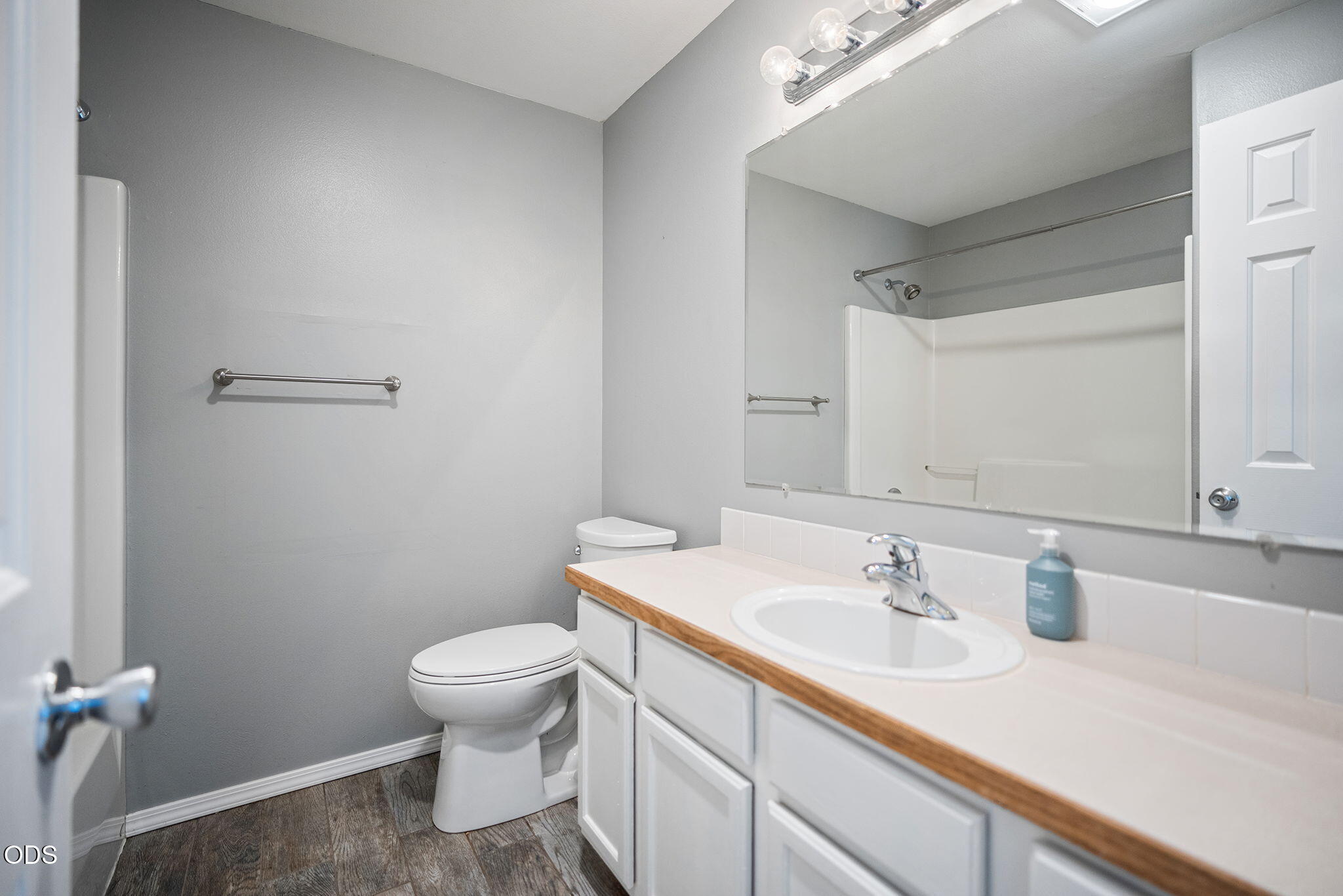1215 Southwest 32nd Court Redmond, OR 97756 - Photo 17 of 29