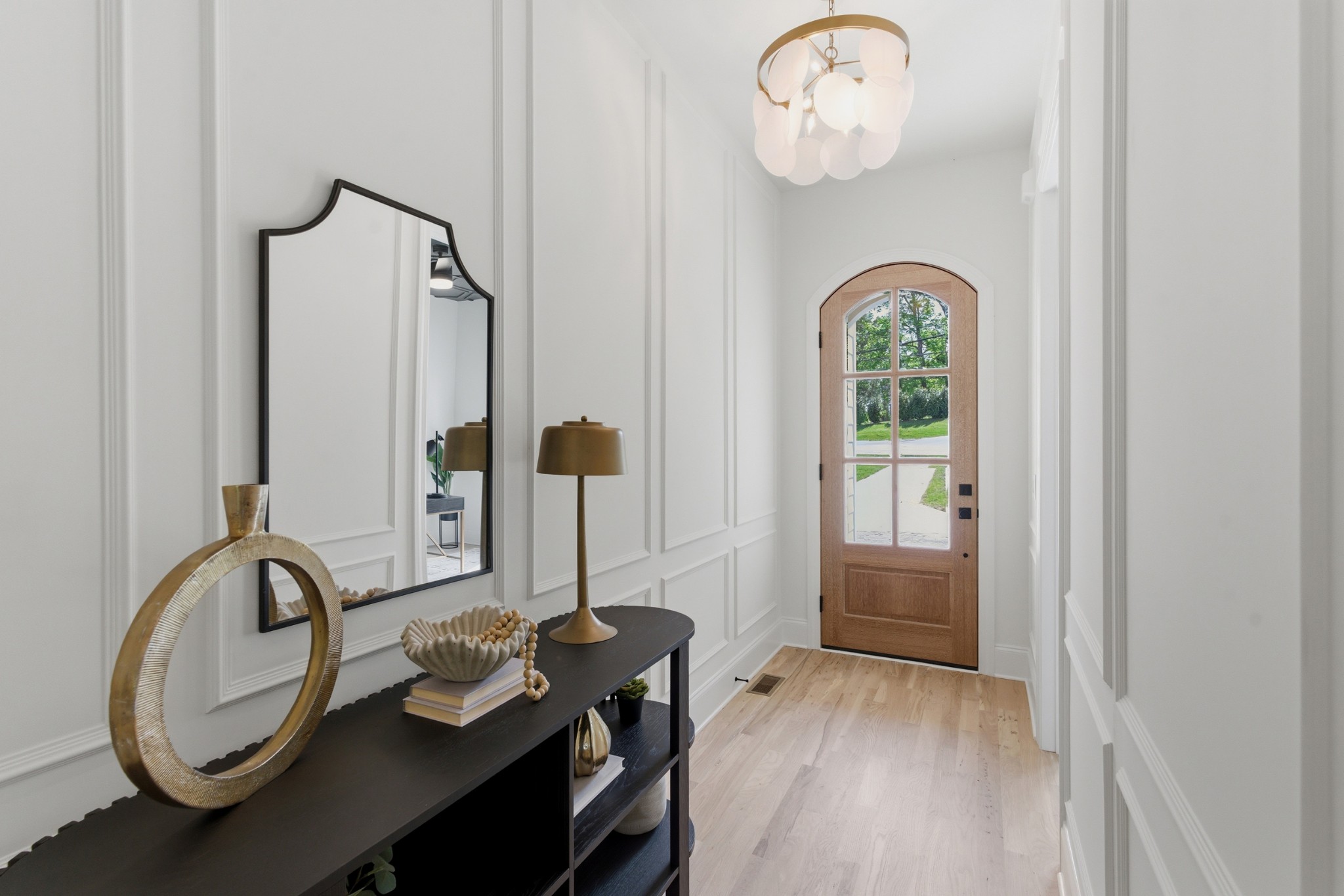 3719 Estes Road Nashville, TN 37215 - Photo 3 of 38 Gallery Image 3