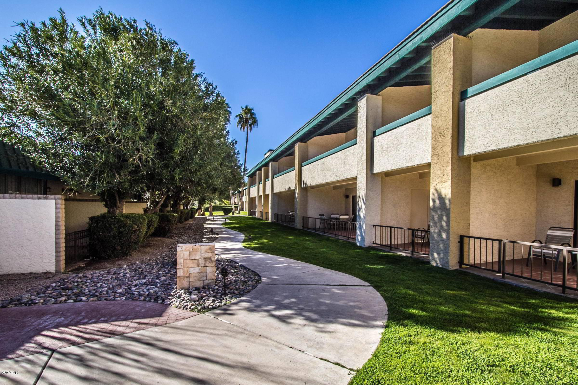 7350 North Pima Road, Unit 1 Scottsdale, AZ 85258 - Photo 1 of 27 Walkways