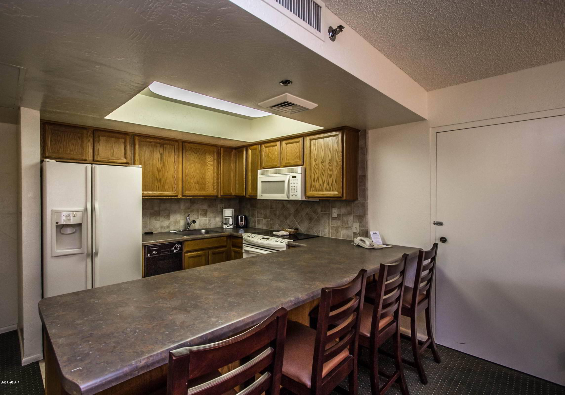 7350 North Pima Road, Unit 1 Scottsdale, AZ 85258 - Photo 6 of 27 Kitchen