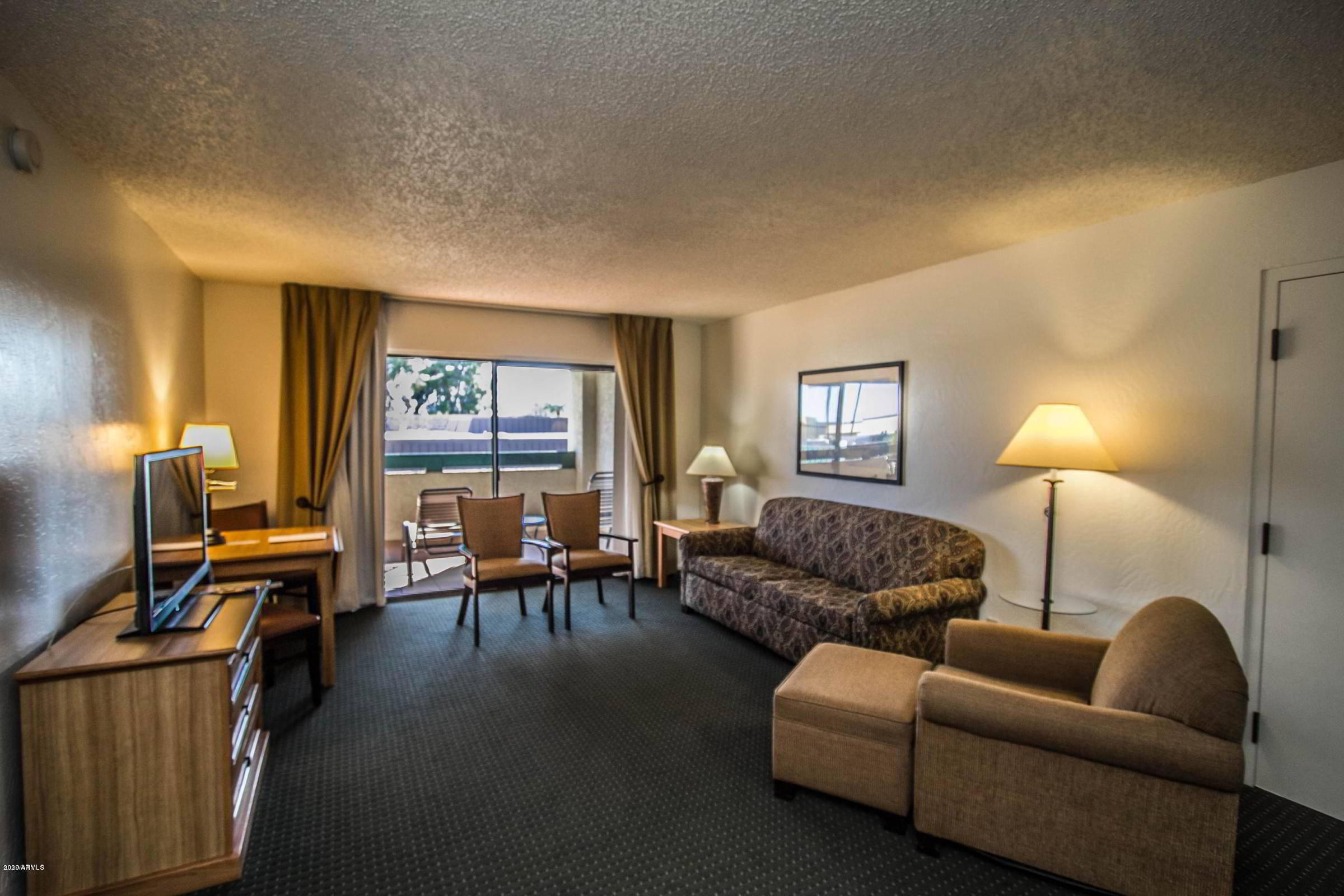 7350 North Pima Road, Unit 1 Scottsdale, AZ 85258 - Photo 8 of 27 Large Suite Living Room