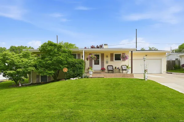 $269,900 | 314 Southfair Court, Fort Wayne, IN 46807