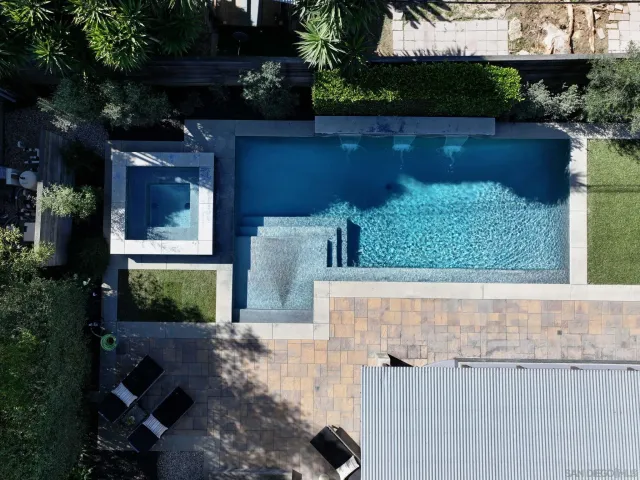 $4,995,000 | 554-556 Stratford Drive, Encinitas, CA 92024