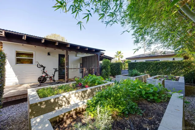 $4,995,000 | 554-556 Stratford Drive, Encinitas, CA 92024
