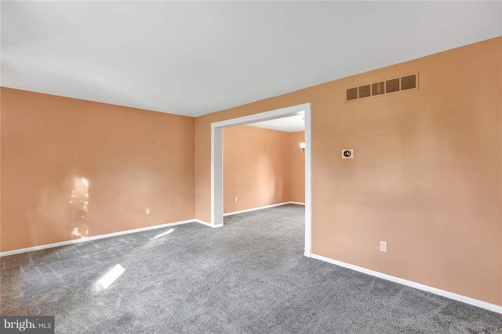 125 Chilton Road Langhorne, PA 19047 - Photo 4 of 25 Gallery Image 4
