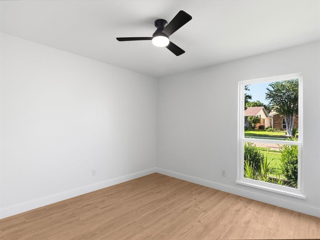 1952 Rambling Ridge Lane Carrollton, TX 75007 - Photo 18 of 29