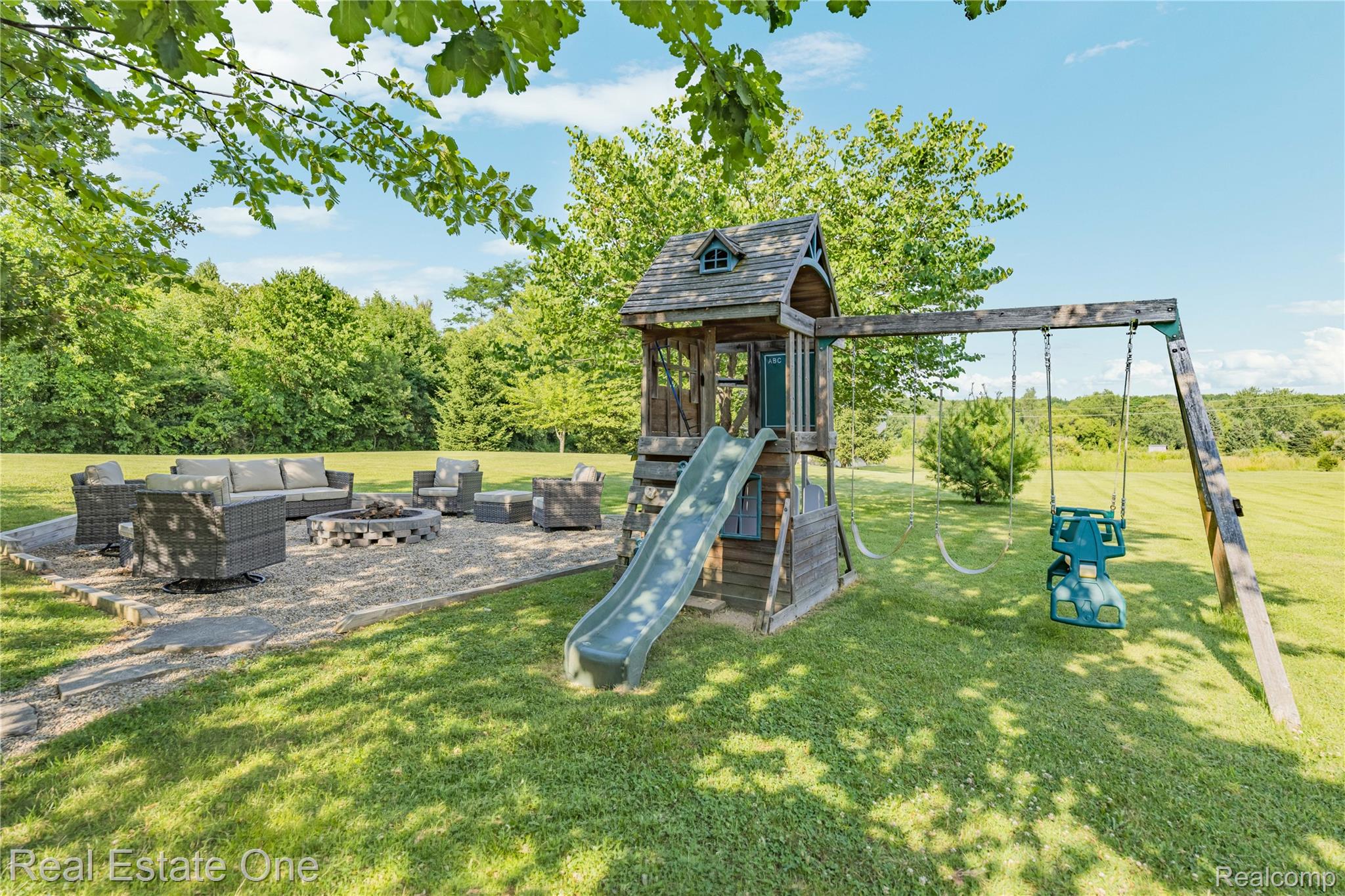 9210 Hickory Ridge Road Holly, MI 48442 - Photo 15 of 73 9210 Hickory Ridge - OnDemand Pix Photography (57).jpg