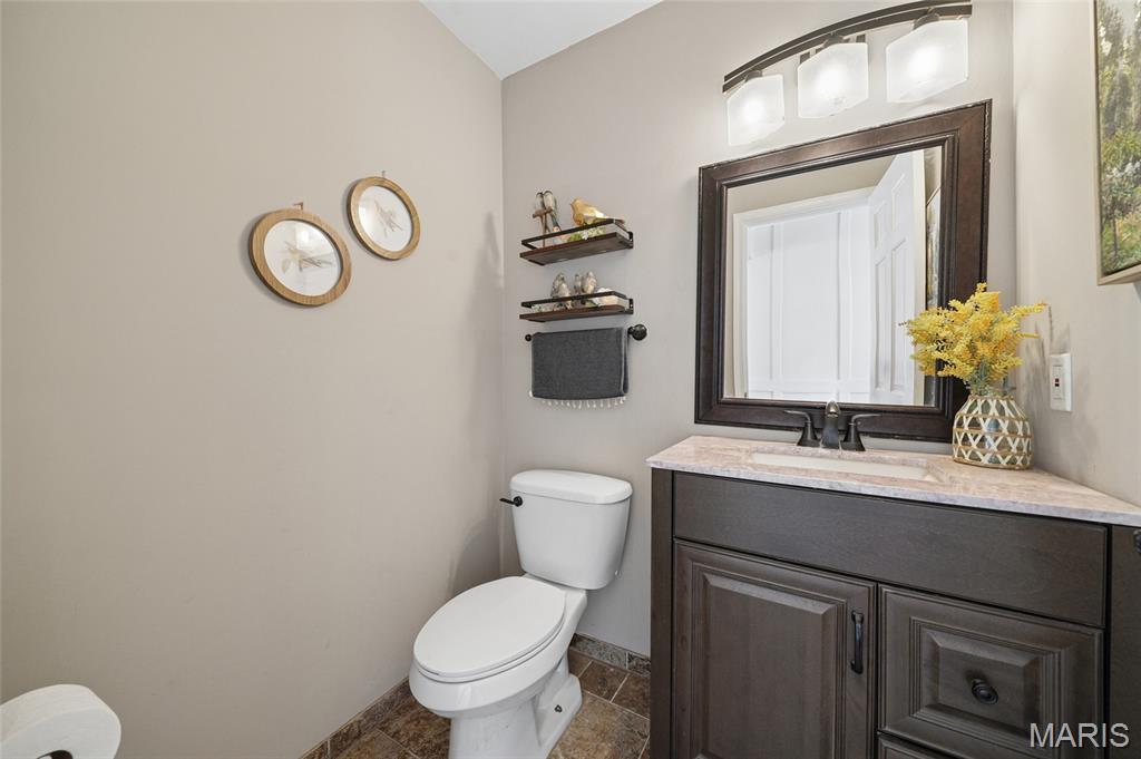 2762 Barrett Station Road Des Peres, MO 63131 - Photo 11 of 27