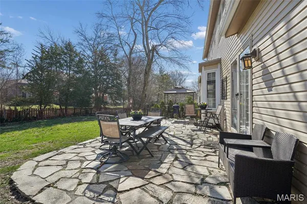 $550,000 | 2762 Barrett Station Road, Des Peres, MO 63131